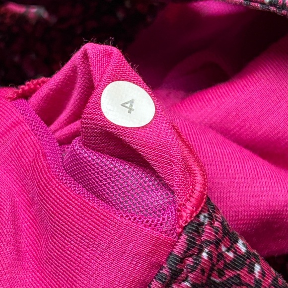 Lululemon Oxygen Sports Bra Magenta Size 4 - Picture 3 of 9